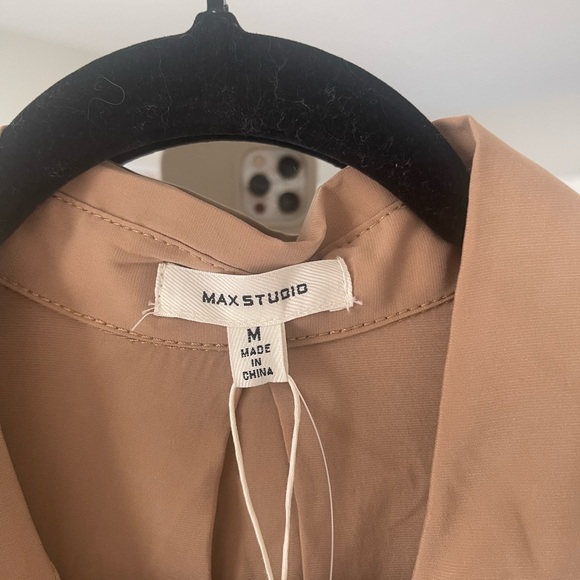 Max Studio Top - Picture 3 of 4